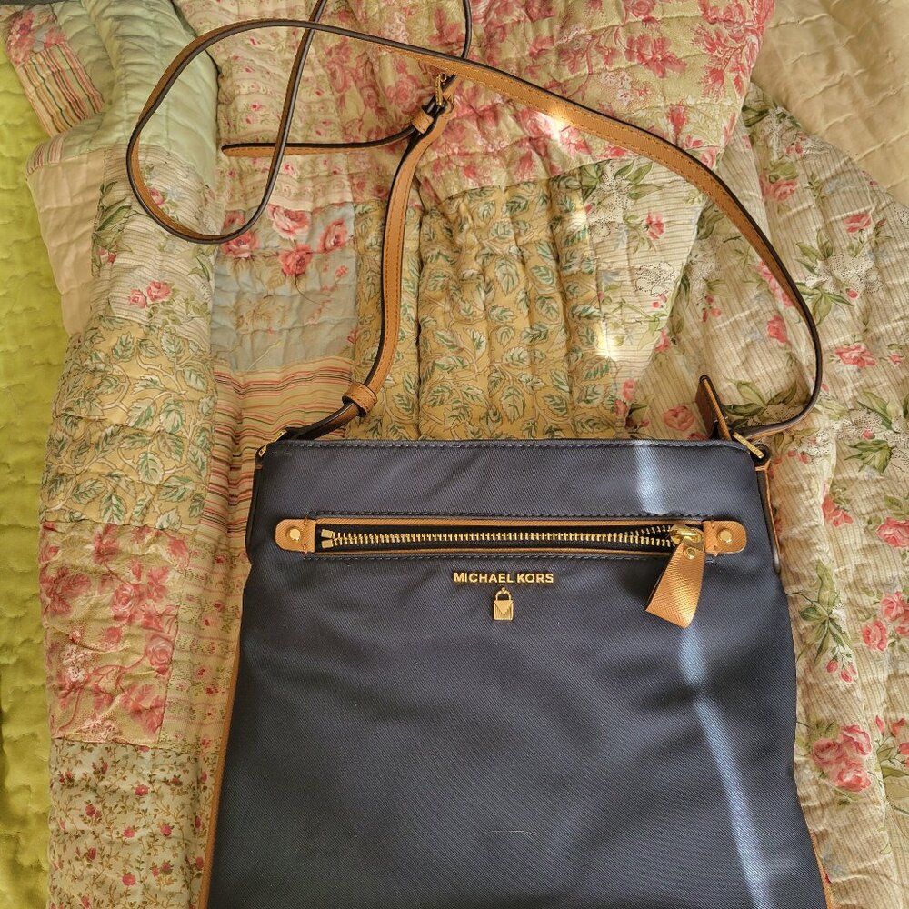 MICHAEL KORS